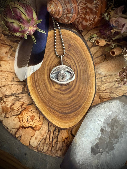 The Eye of Wisdom | Pendant of Mystical Truths and Sacred Perception - Relic